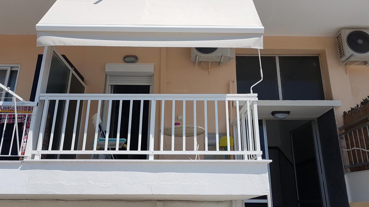 Eva Beach Studio Néa Péramos Exterior foto